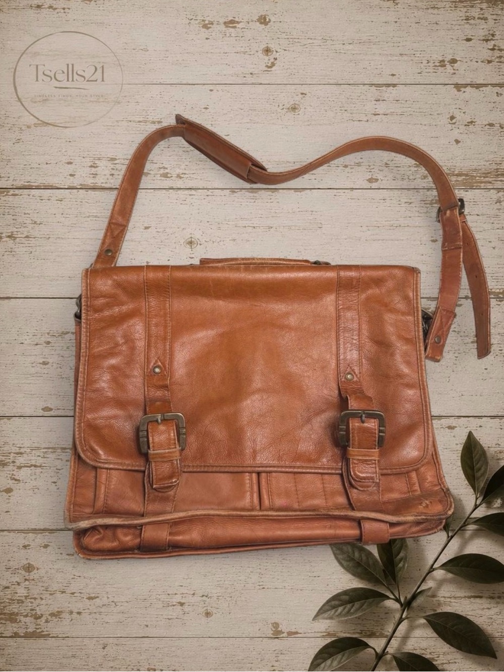 Vintage Brown Leather Messenger Bag / Briefcase
